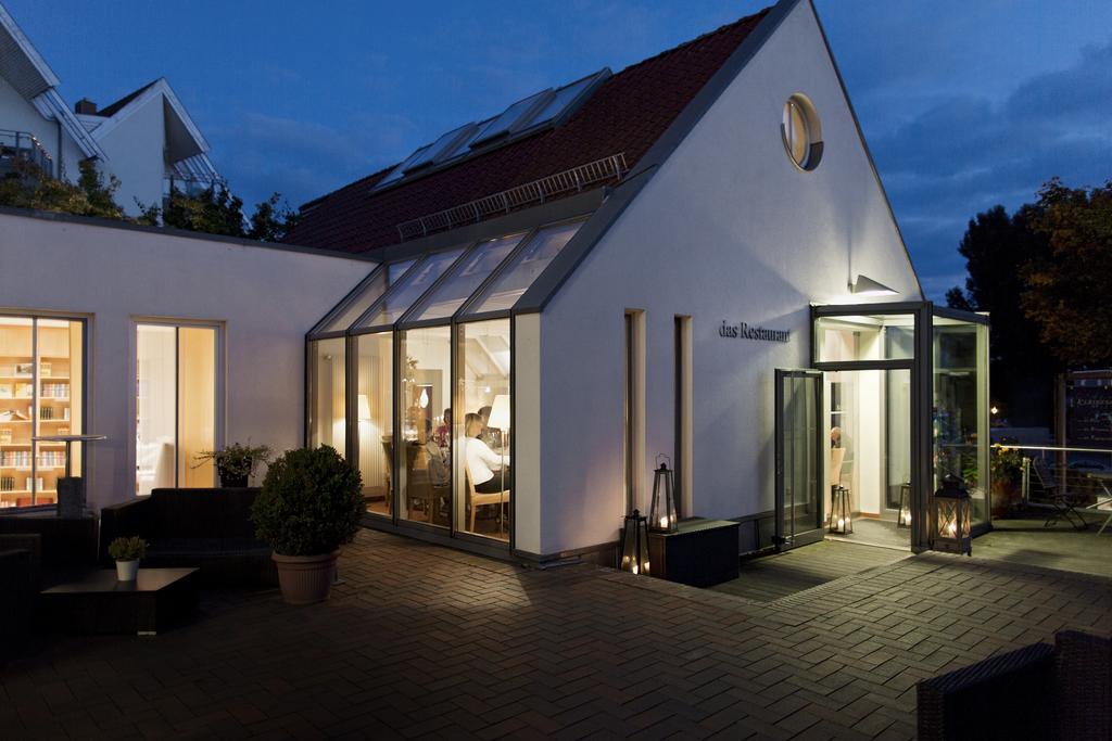 Hotel Kleines Meer Waren  Exterior photo